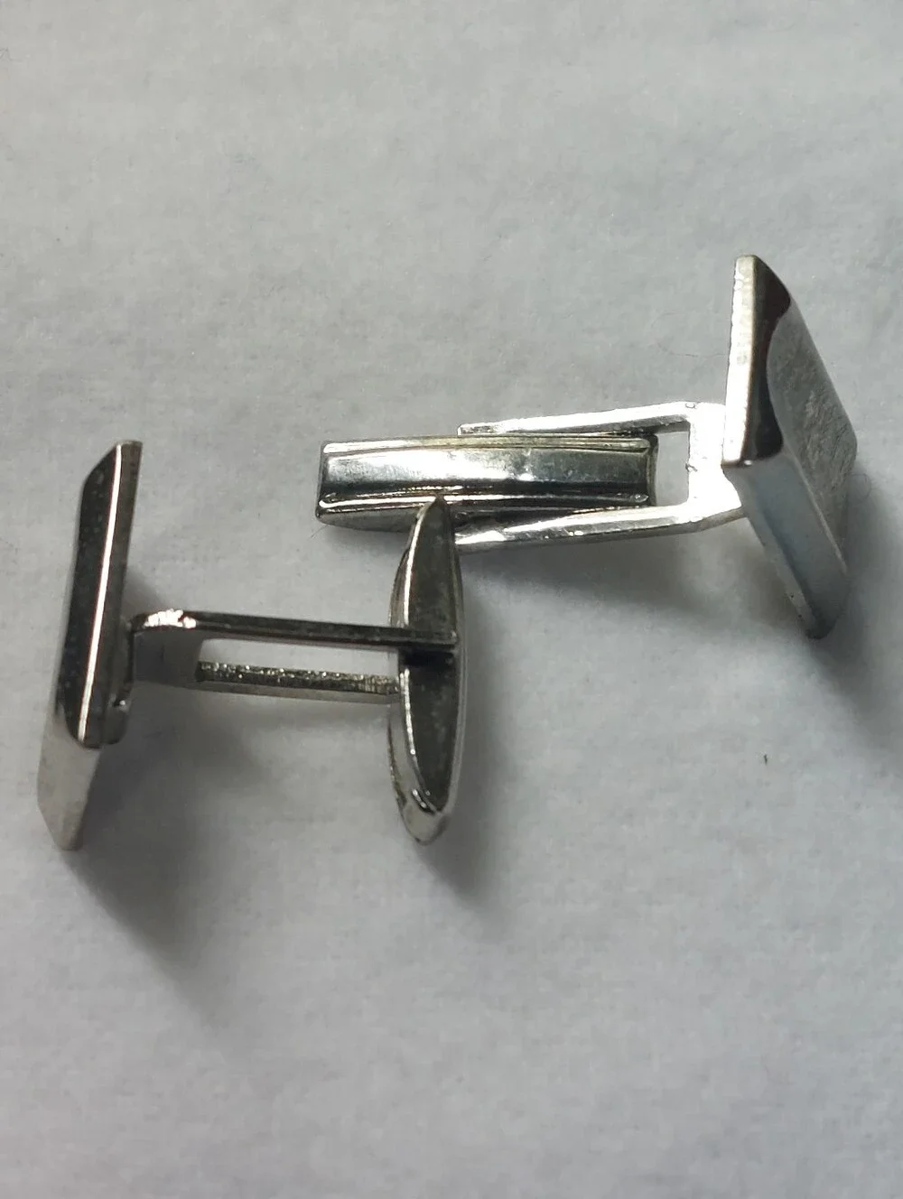 Coordinating Mid-Century Silvertone 3-pc. Tie Clip & Cufflink Set Estate Jewelry